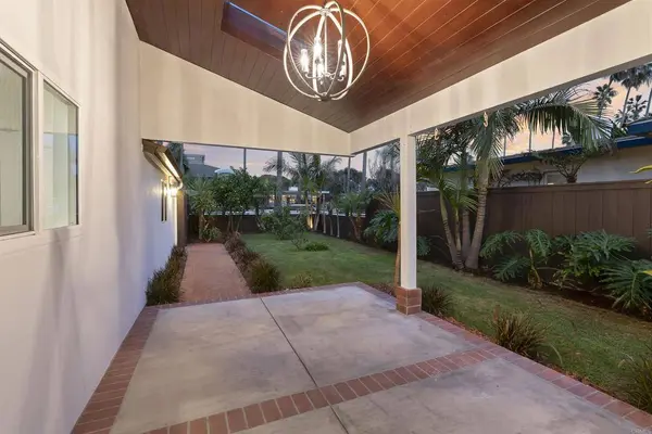 4212 Bayard ST, San Diego, CA 92109