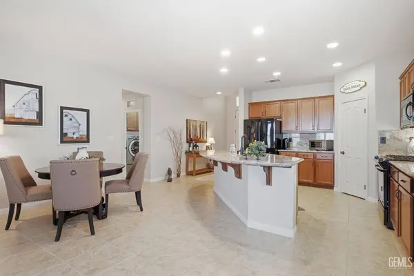 12422 Winger Street, Bakersfield, CA 93312