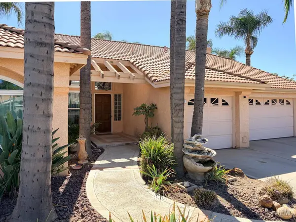 808 Quintana Drive, Bakersfield, CA 93314