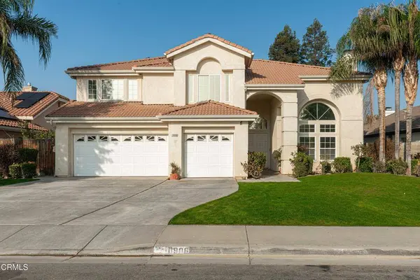 10906 Rosslyn LN, Bakersfield, CA 93311