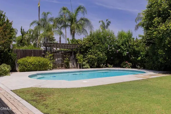 9408 Meadow Leaf CT, Bakersfield, CA 93311