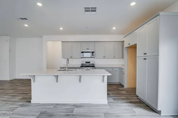 9627 Maple Terrace LN, Shafter, CA 93263