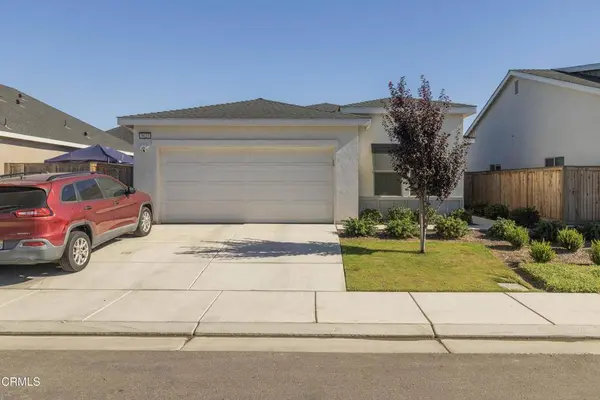 9627 Maple Terrace LN, Shafter, CA 93263