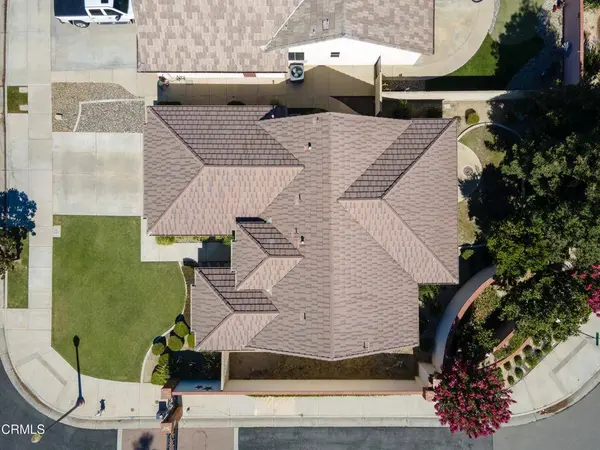 9817 Cinderella AVE, Bakersfield, CA 93311