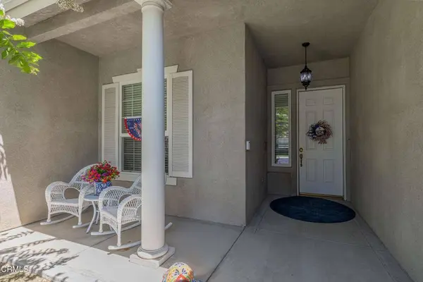 9906 Cinderella AVE, Bakersfield, CA 93311