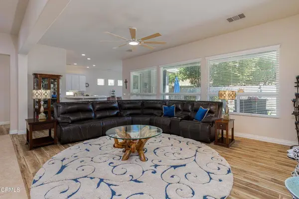 9906 Cinderella AVE, Bakersfield, CA 93311