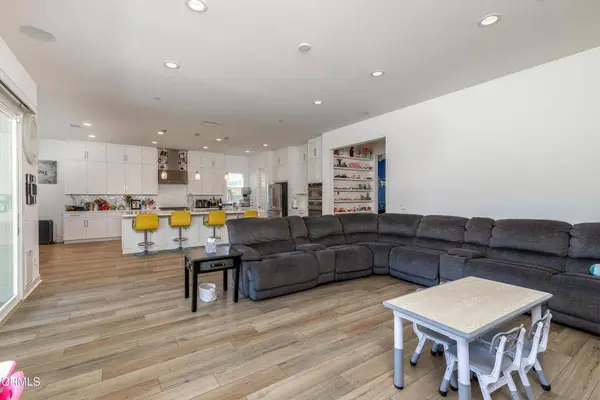 28608 Windbreak TER, Santa Clarita, CA 91350