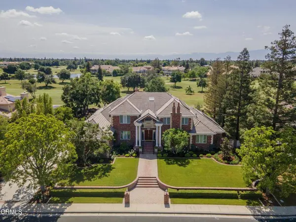 2300 Weybridge DR, Bakersfield, CA 93311