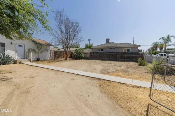 818 Decatur ST, Bakersfield, CA 93308