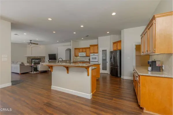10503 Hinderhill DR, Bakersfield, CA 93312