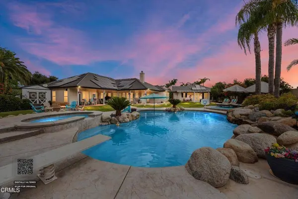 3010 Redwood Forest DR, Bakersfield, CA 93314