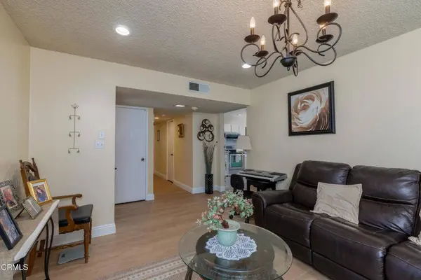 6309 Edgemont DR, Bakersfield, CA 93309