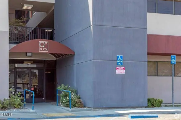 3550 Q ST #U301, Bakersfield, CA 93301