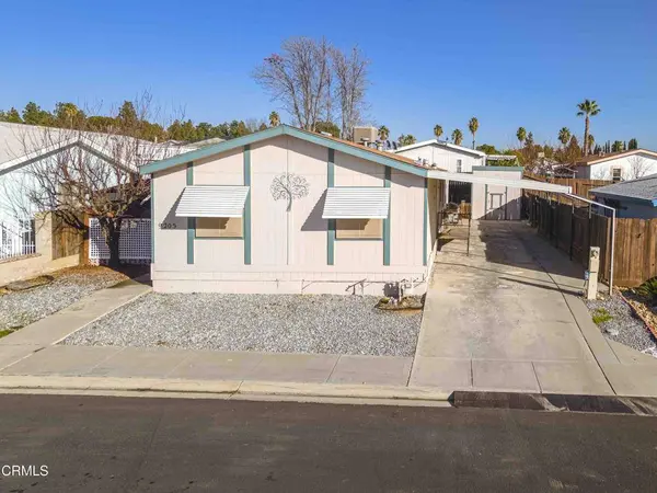 9205 Eastwind CIR, Bakersfield, CA 93306