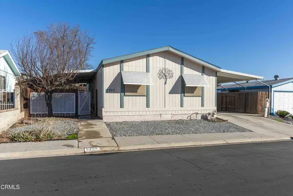 9205 Eastwind CIR, Bakersfield, CA 93306