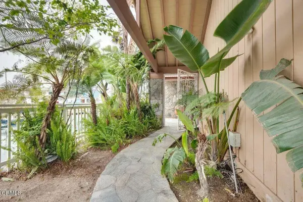 2240 Harbor BLVD, Oxnard, CA 93035