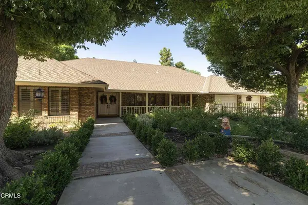 2201 Haggin Oaks BLVD