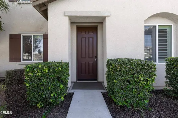 15605 Calabria CT, Bakersfield, CA 93314