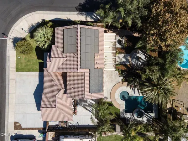 15605 Calabria CT, Bakersfield, CA 93314
