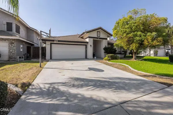 4303 Crescent Rock LN, Bakersfield, CA 93311
