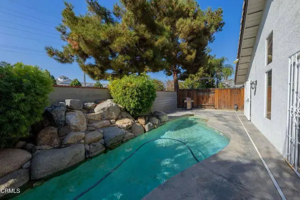4303 Crescent Rock LN, Bakersfield, CA 93311