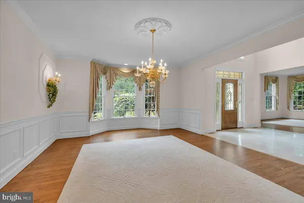 6 PINE ACRES DR, Medford, NJ 08055