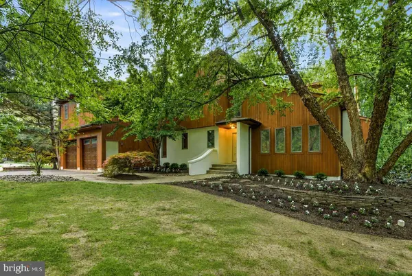 460 BROWNING LN, Cherry Hill, NJ 08003