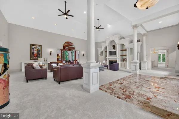 415 BRIDGEBORO RD, Moorestown, NJ 08057