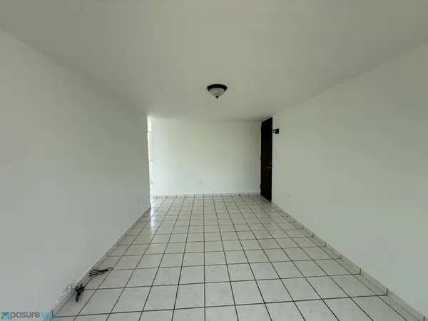 Carr 2 AVENIDA NTE #3604, Toa Alta, PR 00953