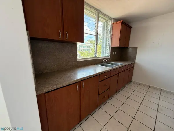 Carr 2 AVENIDA NTE #3604, Toa Alta, PR 00953