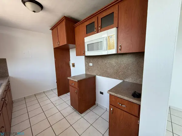Carr 2 AVENIDA NTE #3604, Toa Alta, PR 00953