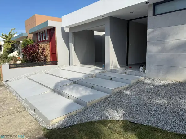 1 CALLE 1 #N21, Carolina, PR 00983