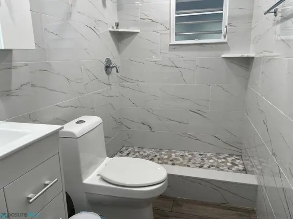 9-25 CALLE 28 #Apt. B, Carolina, PR 00985