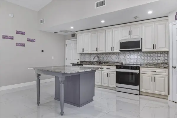 2813 ABINGTON AVE, Orlando, FL 32826