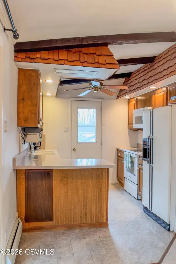 467 SWANGER RD, New Columbia, PA 17856