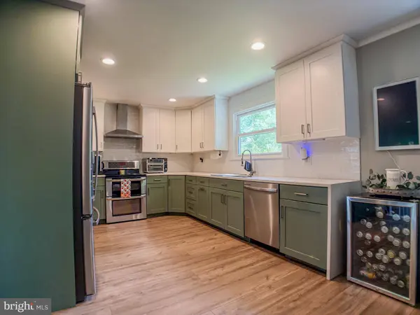 451 HAWTHORNE DR, Lewisburg, PA 17837