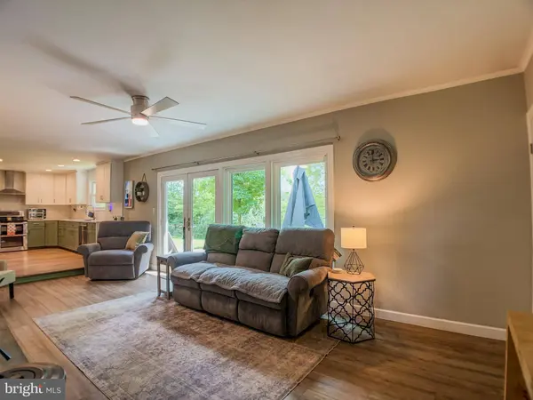 451 HAWTHORNE DR, Lewisburg, PA 17837