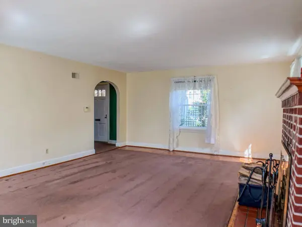 2327 FAIRVIEW TER, Williamsport, PA 17701
