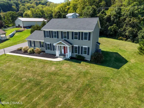 3 CREEKSIDE DR, Selinsgrove, PA 17870