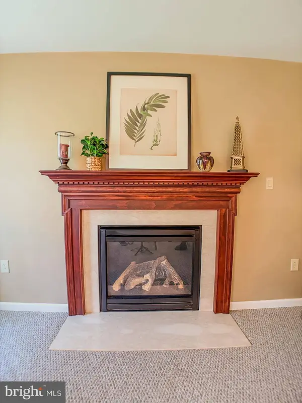 3 CREEKSIDE DR, Selinsgrove, PA 17870
