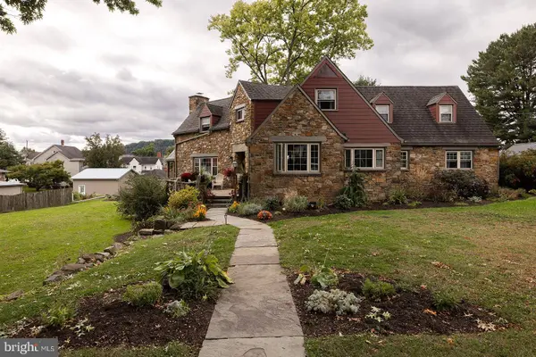 447 ORANGE ST, Northumberland, PA 17857