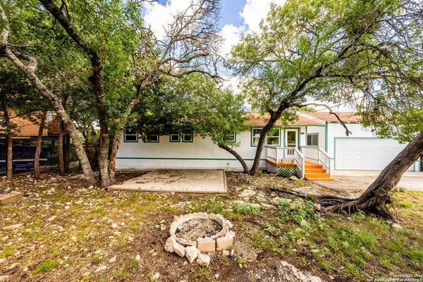 2792 woodcrest, Canyon Lake, TX 78133