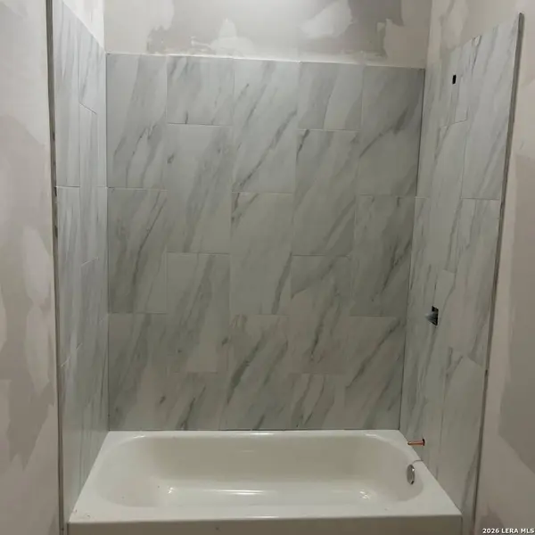 1130 Hidden Fawn UNIT 1, Canyon Lake, TX 78133