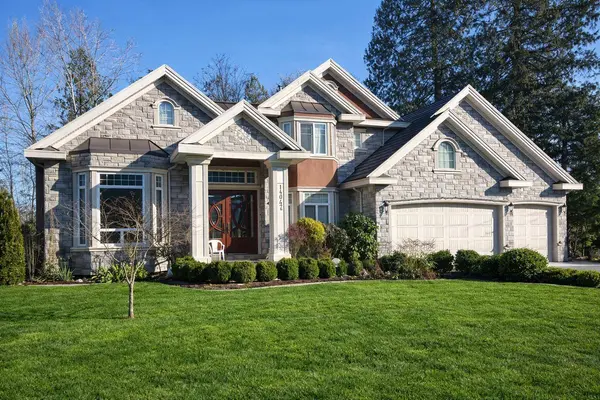 14047 61 AVENUE, Surrey, BC V3X1E2