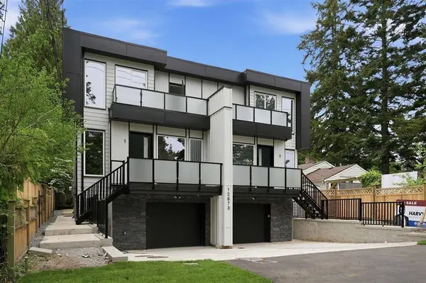 12873 MARINE DR #101, Surrey, BC V4A1C8