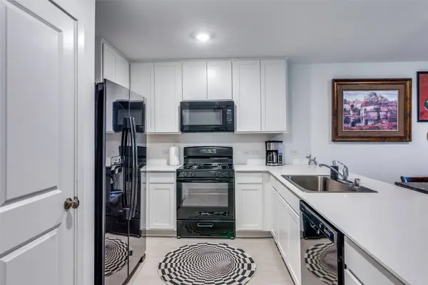 1660 Stellar Sea LN, Fort Worth, TX 76140