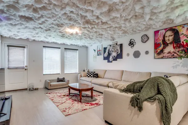 1660 Stellar Sea LN, Fort Worth, TX 76140