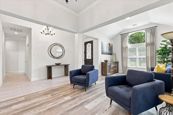 1863 Silver Birch RD, Waxahachie, TX 75165