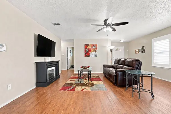 2036 Moonlight TRL, Heartland, TX 75126