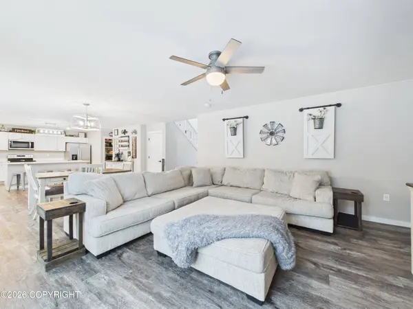 1200 Florice DR, North Pole, AK 99705